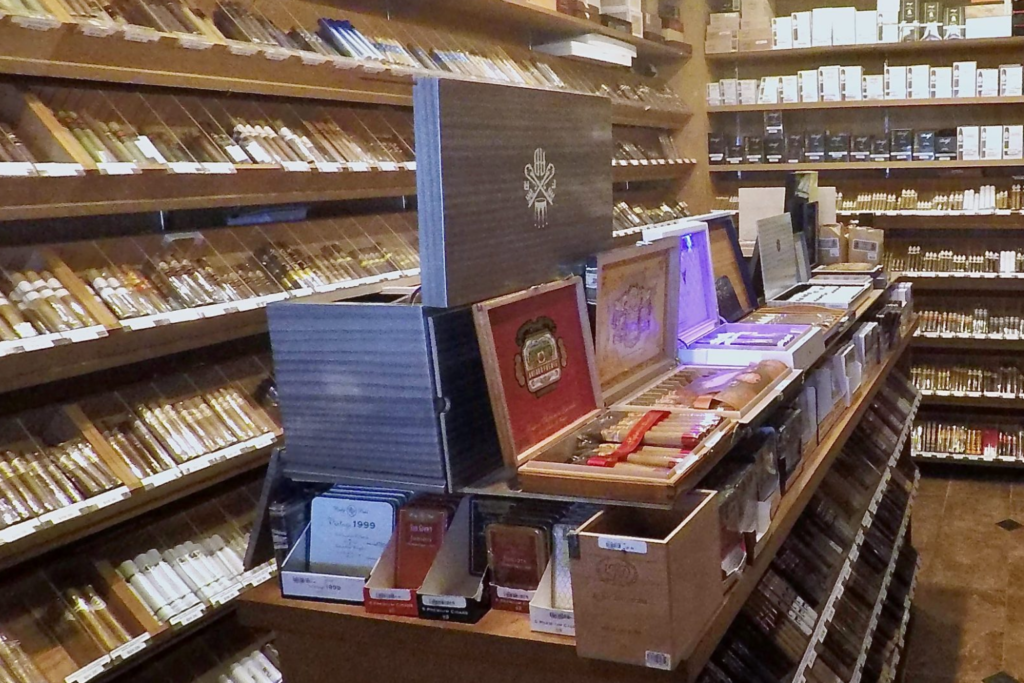 Matador Massapequa Humidor 2